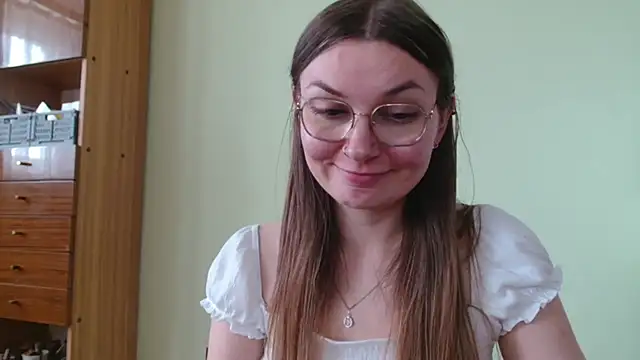 LooveELLYx webcam