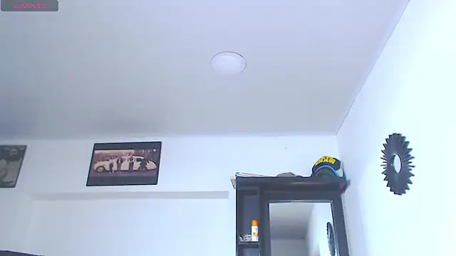 Vicky_hotmilf webcam