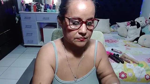 pervert_mommy_ live cam on StripChat