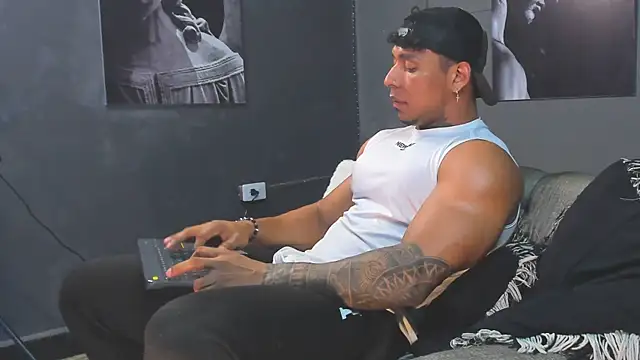 bradley_smith webcam