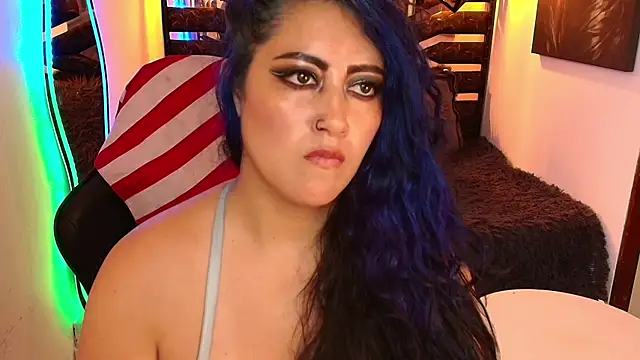 scarleth_blue webcam