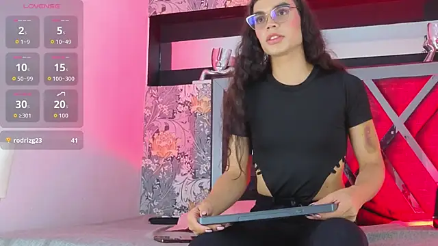 online cam show Cami Doll 