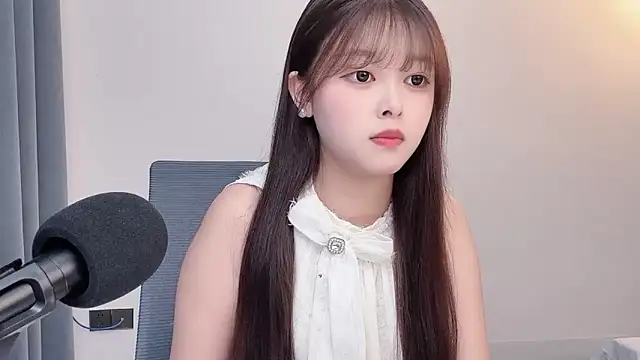 Winnie005 webcam