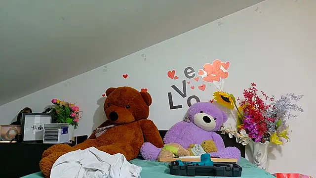 SweetMaddy888 webcam