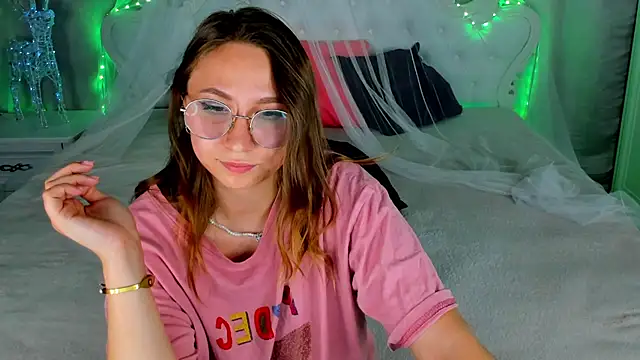 AsyaPink webcam