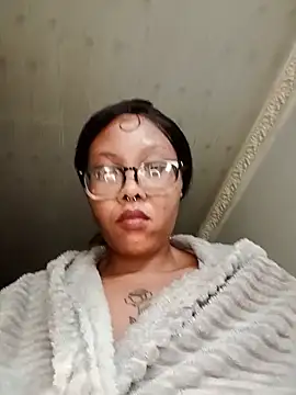 ShantelBootyBoobs webcam