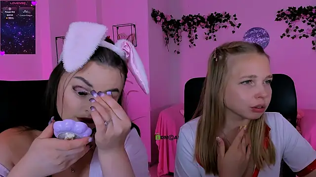 miss_courtney_ webcam