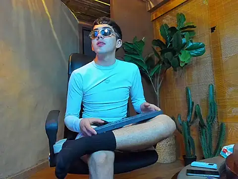 AxelStong webcam