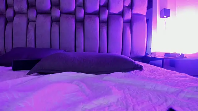 NikkySmiith live webcam