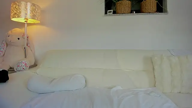 bellahot77 webcam