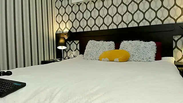 BrunetteKaty webcam