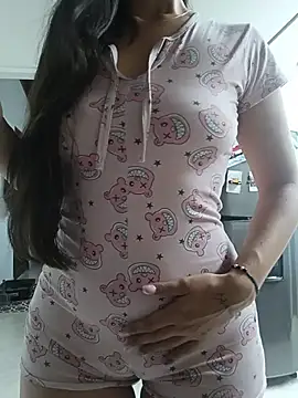 Lunaescarlataa webcam
