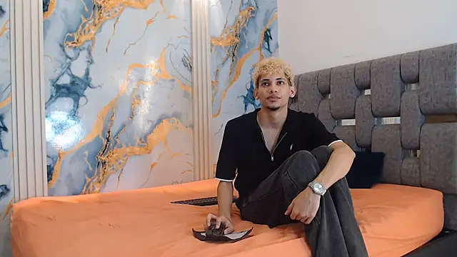 YOUNG_BOYS_HELL webcam