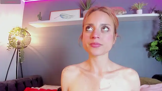 Lyana_xz webcam
