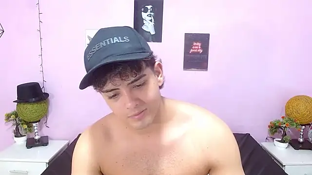 zayne_lyon webcam