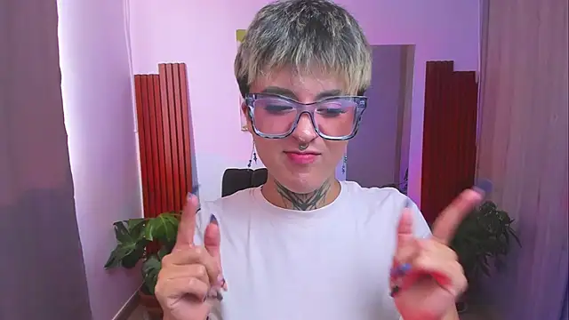 Rebeka-baker webcam