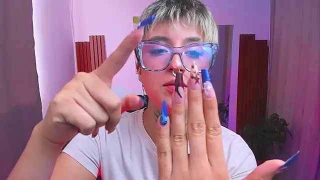 Rebeka-baker webcam