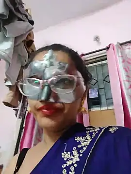 thanusi_2 webcam