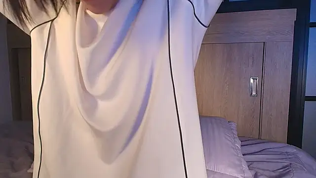 Daphne_and_Roger_ webcam