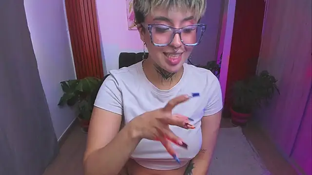 Rebeka-baker webcam