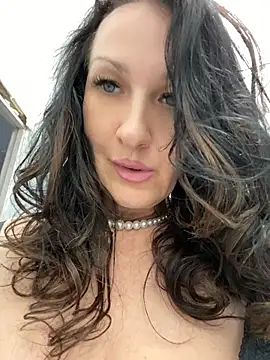 AnnaGrei live cam on StripChat