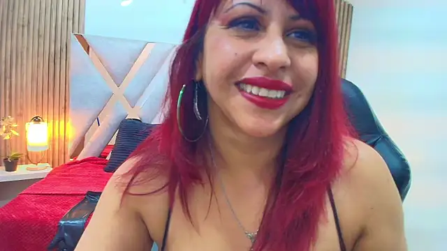 Anabella_Thompson live cam on StripChat