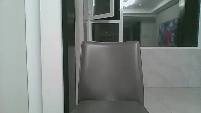 nole_china7 (Ask my age) - talk / fun / cum