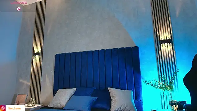 Liam_Kleiin live cam on StripChat