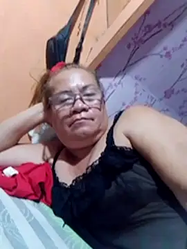 vickyhot1966 webcam