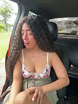 roxyrougee webcam