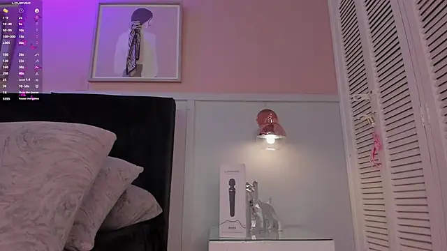 elodie_walker webcam