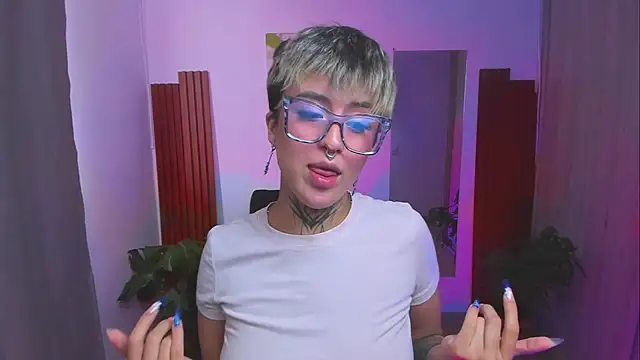 Rebeka-baker webcam