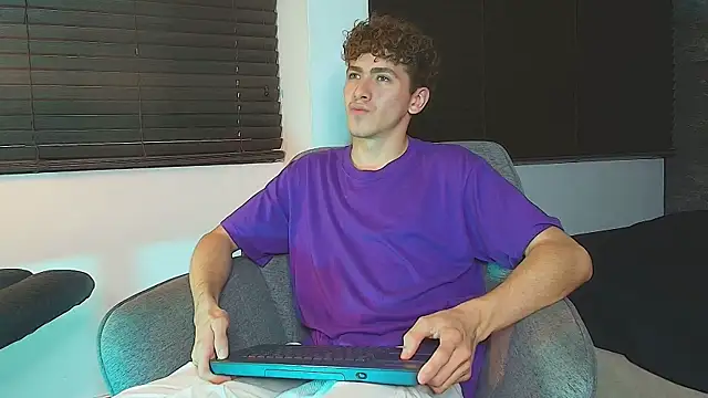 Tyler_Mcrey webcam