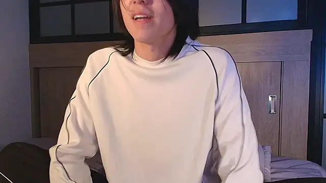 Daphne_and_Roger_ webcam