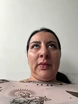 Abril_Luv webcam