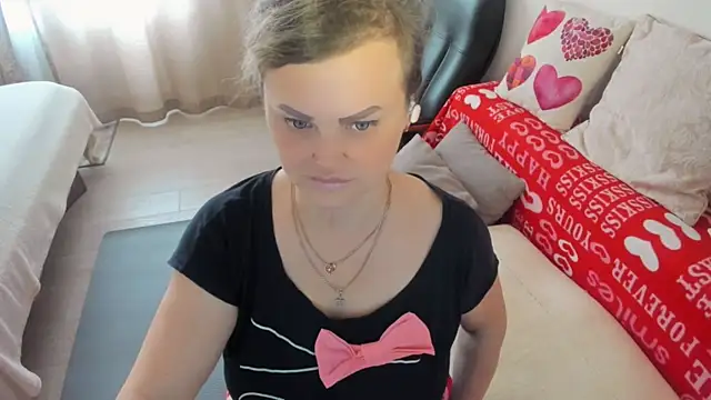 MildMature webcam