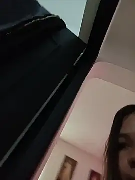 Van3orgasm4me webcam