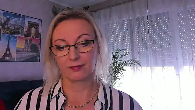 vanessa_chat live cam on StripChat