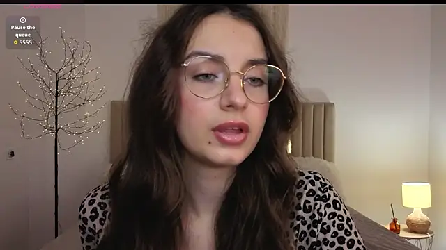 Real_cutie1 webcam
