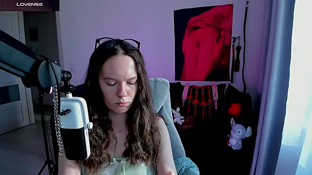 Vulgar_Tamer webcam