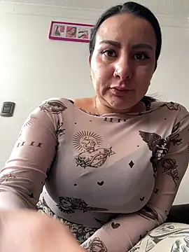 Abril_Luv webcam