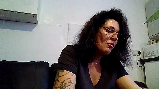 RubyyRosee live cam on StripChat