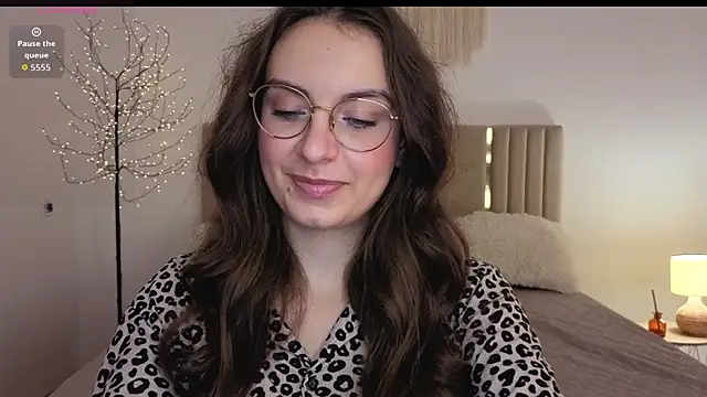Real_cutie1 webcam