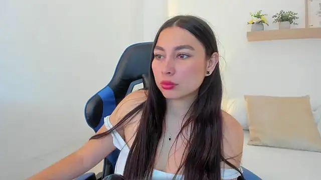 bella_99_ live cam on StripChat