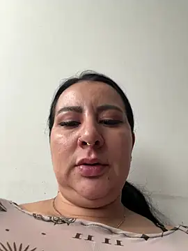 Abril_Luv webcam