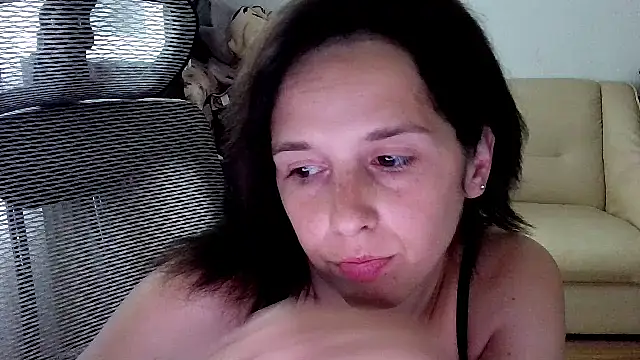 SmokerLety live cam on StripChat