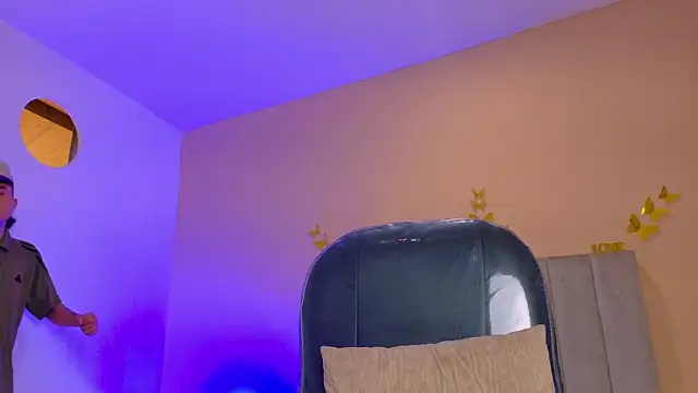 Nascary_Fox webcam