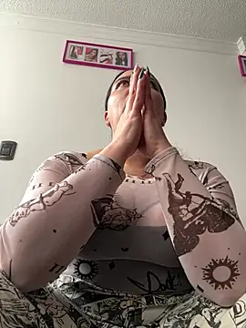 Abril_Luv webcam