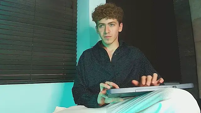 Tyler_Mcrey webcam