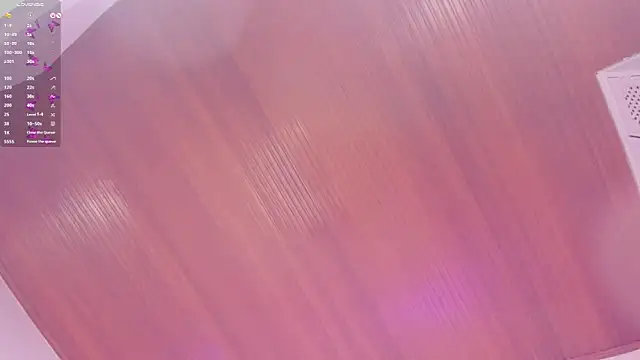 elodie_walker webcam